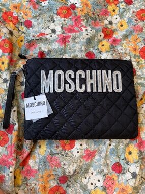 Moschino Quilted Logo Crossbody Clutch Black Nylon Silver Logo New With Tags